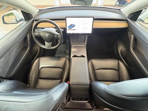 Used 2022 Tesla Model Y Performance AWD/4WD image 36