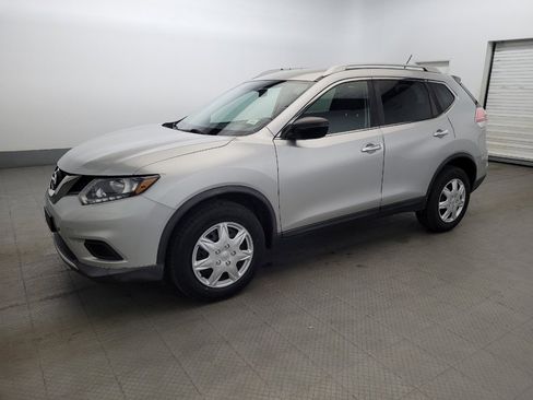 Used 2016 Nissan Rogue S w/ Appearance Package AWD/4WD image 2
