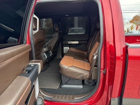 Used 2025 Ford F250 King Ranch w/ FX4 Off-Road Package image 10