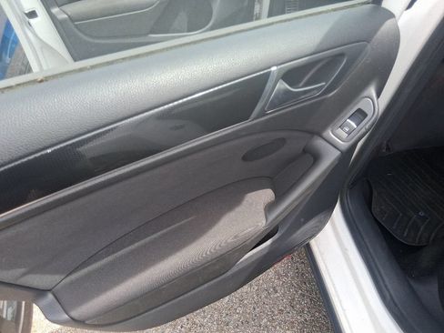 Used 2013 Volkswagen GTI 4-Door FWD image 16