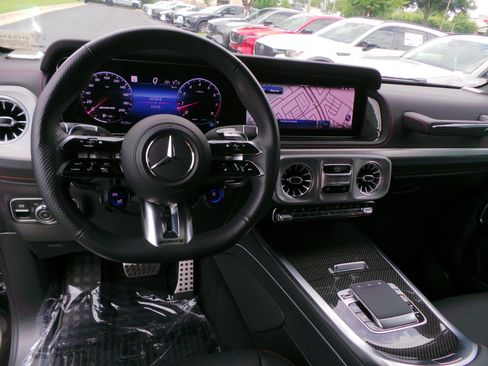 Used 2025 Mercedes-Benz G 63 AMG 4MATIC w/ Manufactur Interior Package image 38