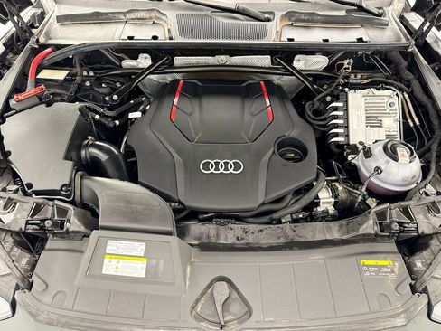 Certified 2023 Audi SQ5 Premium Plus w/ Premium Plus Package AWD/4WD image 28