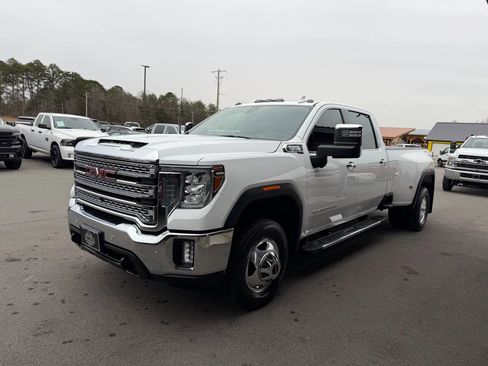 Used 2020 GMC Sierra 3500 SLT image 2