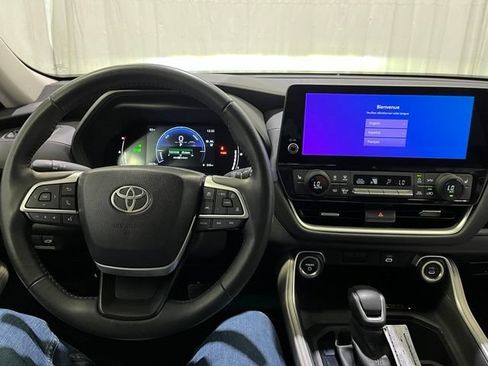 Certified 2024 Toyota Grand Highlander AWD Hybrid image 22
