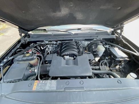 Used 2018 GMC Sierra 1500 SLE w/ SLE Value Package AWD/4WD image 27