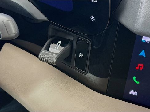 Certified 2025 Porsche Taycan RWD image 20