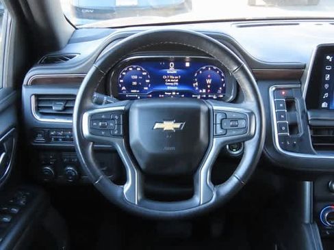 Used 2022 Chevrolet Tahoe LT w/ LT Signature Plus Package image 21