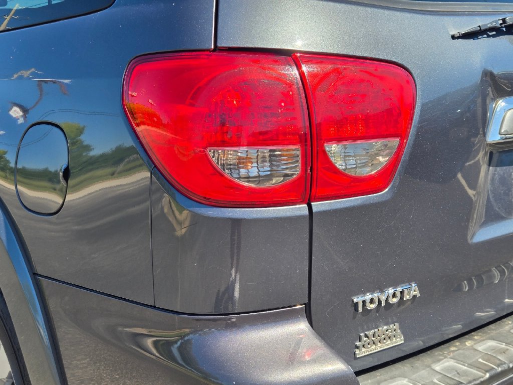 Used 2010 Toyota Sequoia Limited RWD image 18