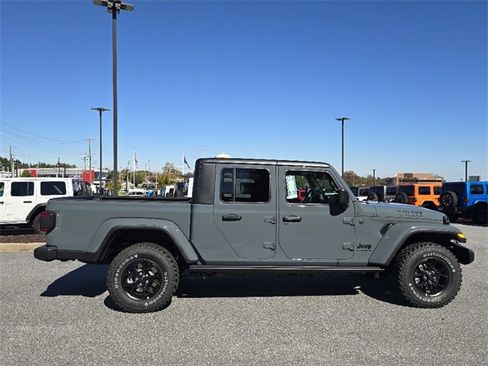 New 2026 Jeep Gladiator Willys image 2