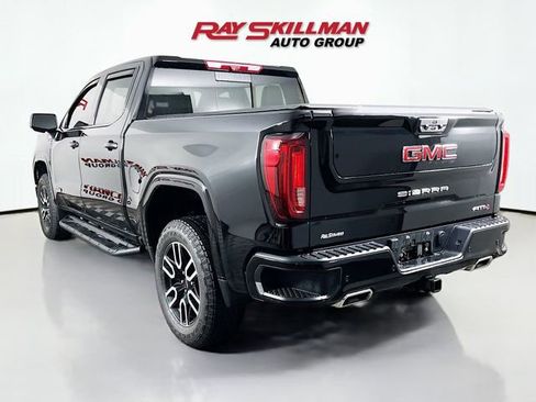 Used 2025 GMC Sierra 1500 AT4 w/ AT4 Premium Package image 5