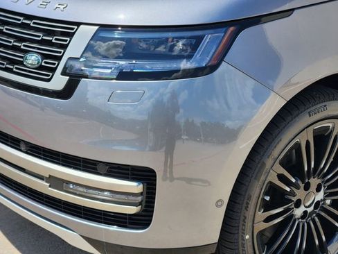 New 2026 Land Rover Range Rover Long Wheelbase SE image 5