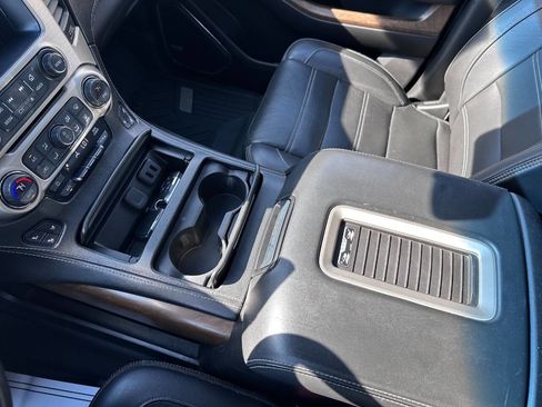 Used 2018 GMC Yukon XL Denali w/ Open Road Package image 22