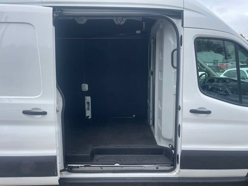 Used 2023 Ford Transit 250 148 High Roof Extended w/ Load Area Protection Package RWD image 9