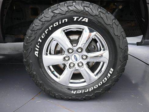 Used 2019 Ford F150 XLT w/ Equipment Group 302A Luxury AWD/4WD image 36