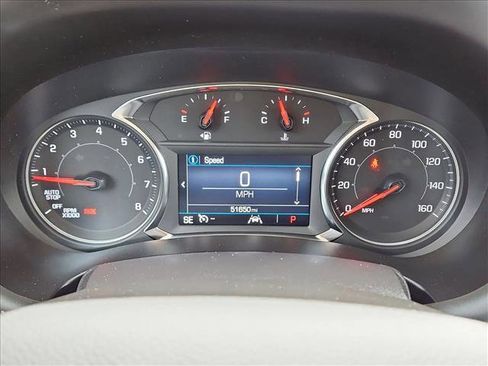 Used 2024 GMC Terrain SLE image 11