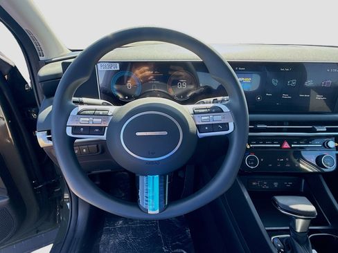 New 2026 Hyundai Tucson SEL image 8