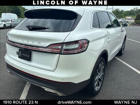 Used 2023 Lincoln Nautilus Reserve w/ Equipment Group 201A AWD/4WD image 8