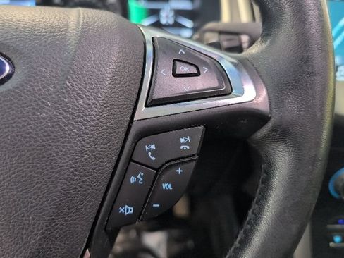 Used 2017 Ford Edge SEL w/ Canadian Touring Package AWD/4WD image 20