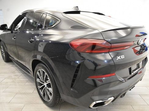 Used 2021 BMW X6 xDrive40i w/ Executive Package image 3