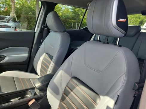 Certified 2023 Nissan Kicks SR w/ SR Premium Package FWD image 21