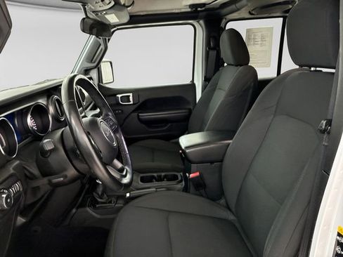 Used 2021 Jeep Wrangler Unlimited Willys image 12