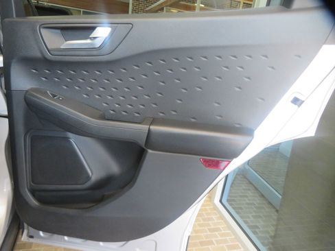 Used 2020 Ford Escape SEL AWD/4WD image 19