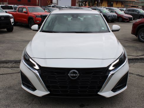 Certified 2023 Nissan Altima 2.5 SL image 9