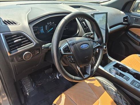 Used 2024 Ford Edge Titanium w/ Titanium Elite Package AWD/4WD image 10