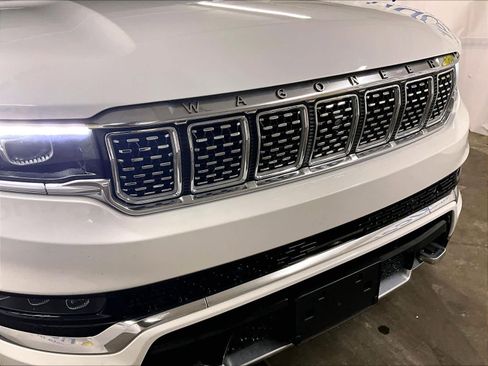 Used 2023 Jeep Grand Wagoneer L Series III w/ Rear Seat Video Group 1 image 32