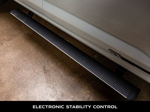 Used 2026 Ford F450 Platinum w/ Platinum Plus Package image 13