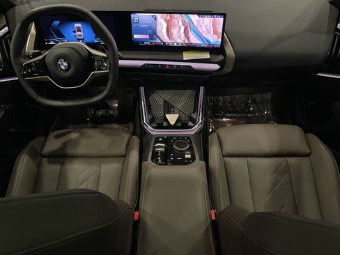 Used 2025 BMW X3 xDrive30i w/ Convenience Package image 16