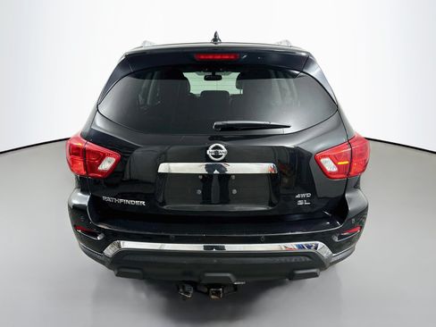 Used 2019 Nissan Pathfinder SL AWD/4WD image 6