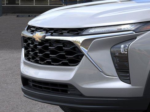 New 2026 Chevrolet Trax LS FWD image 13
