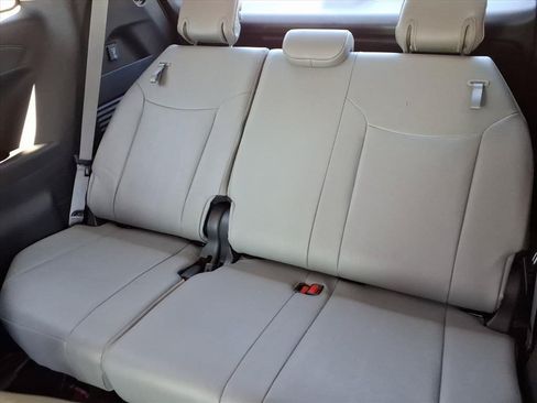 Used 2025 Toyota Sienna XLE w/ XLE Plus Package AWD/4WD image 14