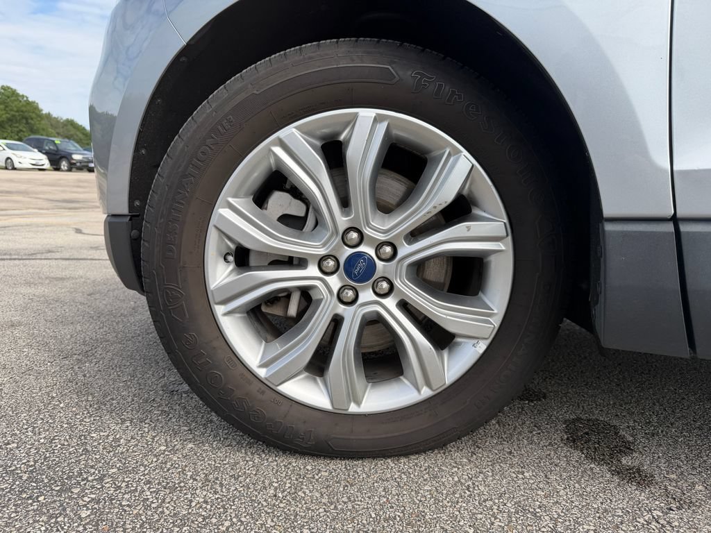 Used 2022 Ford Edge Titanium AWD/4WD image 38
