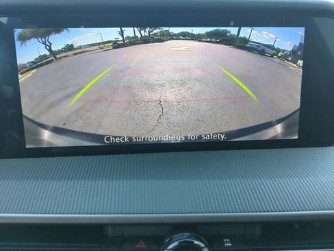 Certified 2025 Nissan Murano SV FWD image 33