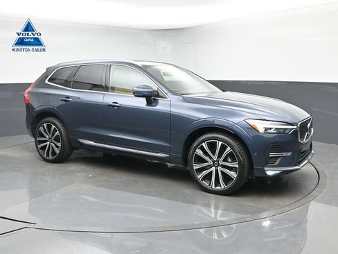 Used 2023 Volvo XC60 B5 Ultimate w/ Climate Package AWD/4WD image 1