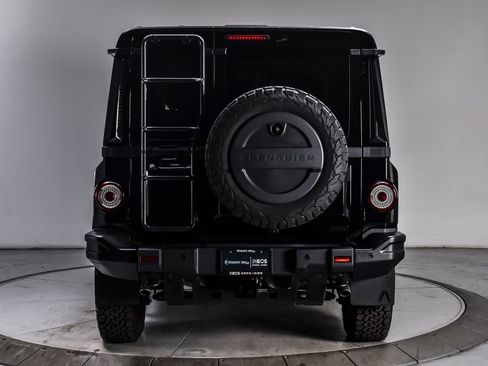 Used 2025 INEOS Grenadier AWD/4WD image 5