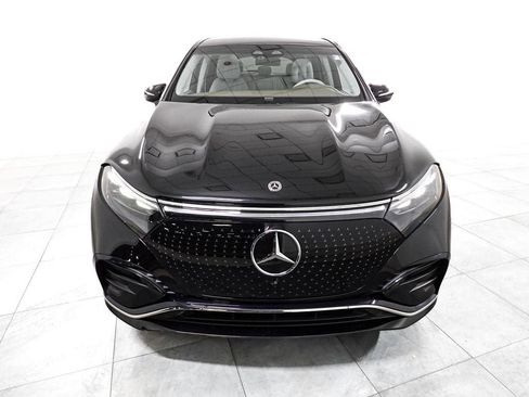 Used 2023 Mercedes-Benz EQS 580 4MATIC SUV image 3