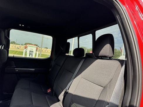 Certified 2022 Ford F150 XLT w/ Equipment Group 302A High image 31