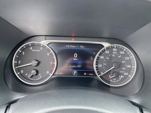 New 2025 Nissan Sentra SV w/ SV Premium Package image 17