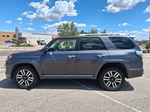 Used 2023 Toyota 4Runner Limited AWD/4WD image 3