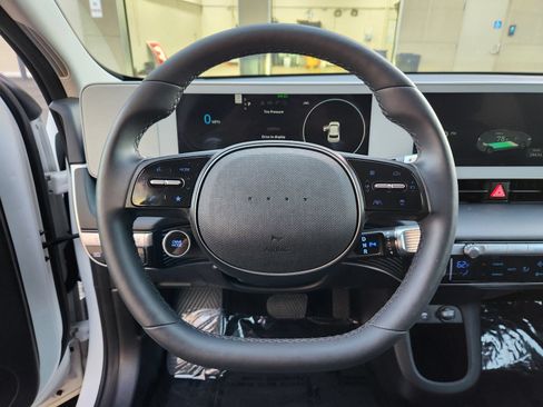Used 2024 Hyundai Ioniq 5 SEL RWD image 14