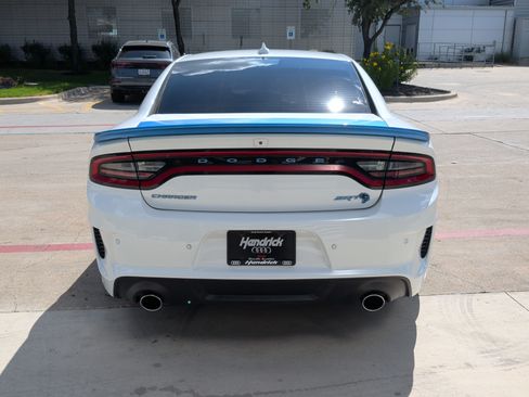 Used 2020 Dodge Charger SRT Hellcat w/ Harman/Kardon Audio Group RWD image 9
