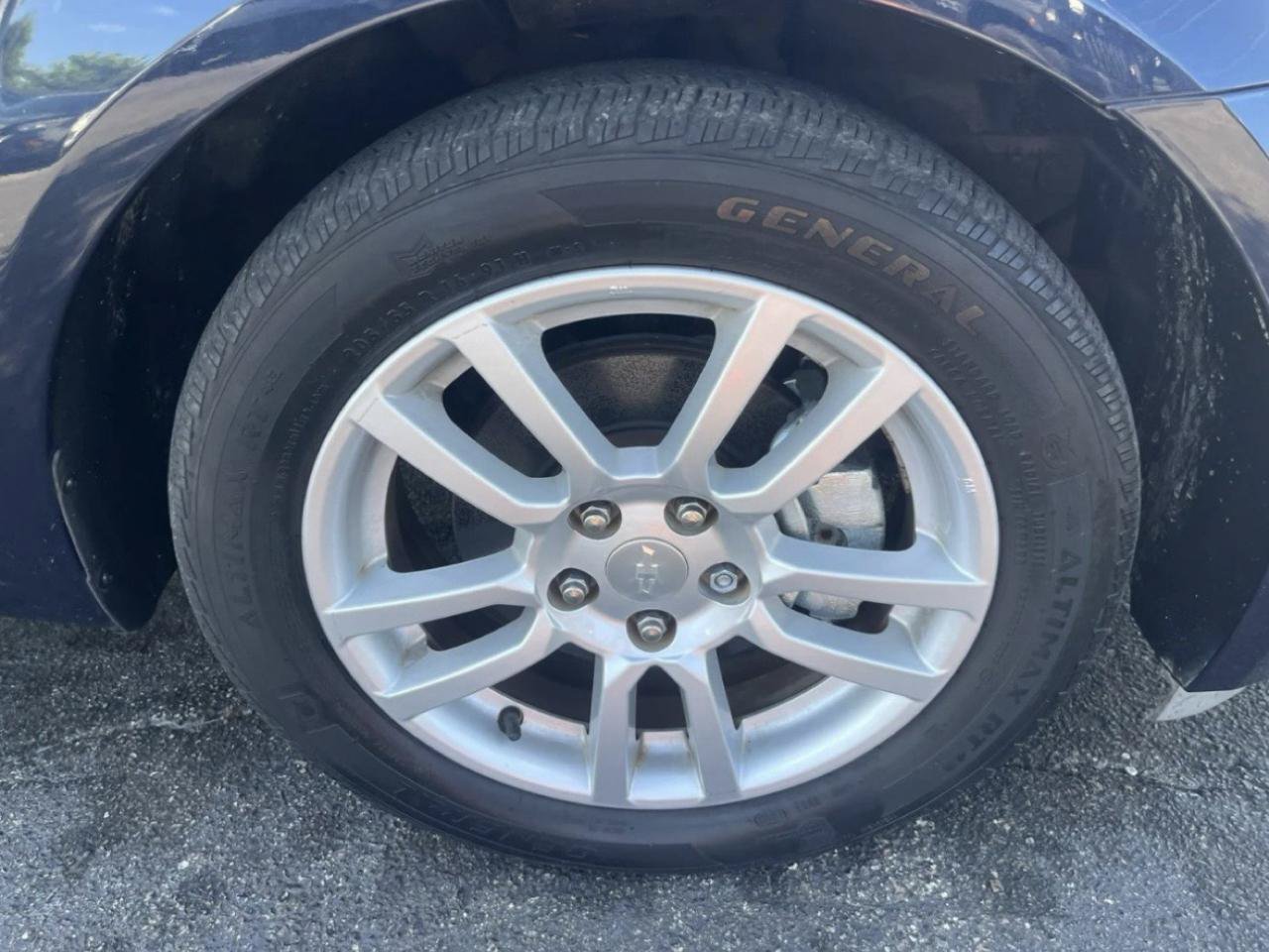Used 2015 Chevrolet Sonic LT w/ Wheels and Fog Lamp Package FWD image 20
