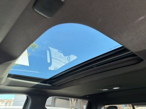 Used 2025 GMC Sierra 2500 AT4 w/ AT4 Premium Plus Package image 20