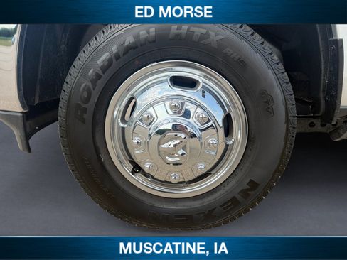 Used 2026 RAM 3500 Big Horn AWD/4WD image 14