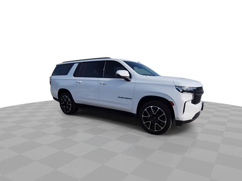 Used 2024 Chevrolet Suburban RST w/ Luxury Package AWD/4WD image 14