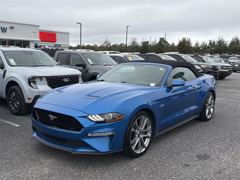 Used 2019 Ford Mustang GT Premium w/ Equipment Group 401A image 9