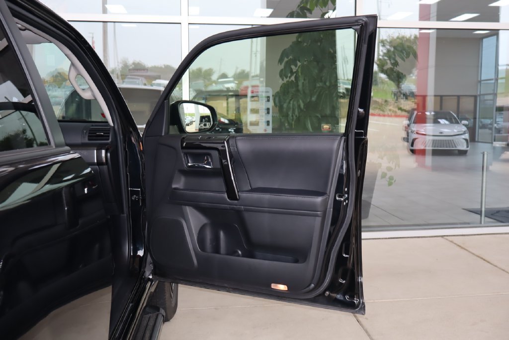 Used 2021 Toyota 4Runner Nightshade AWD/4WD image 42
